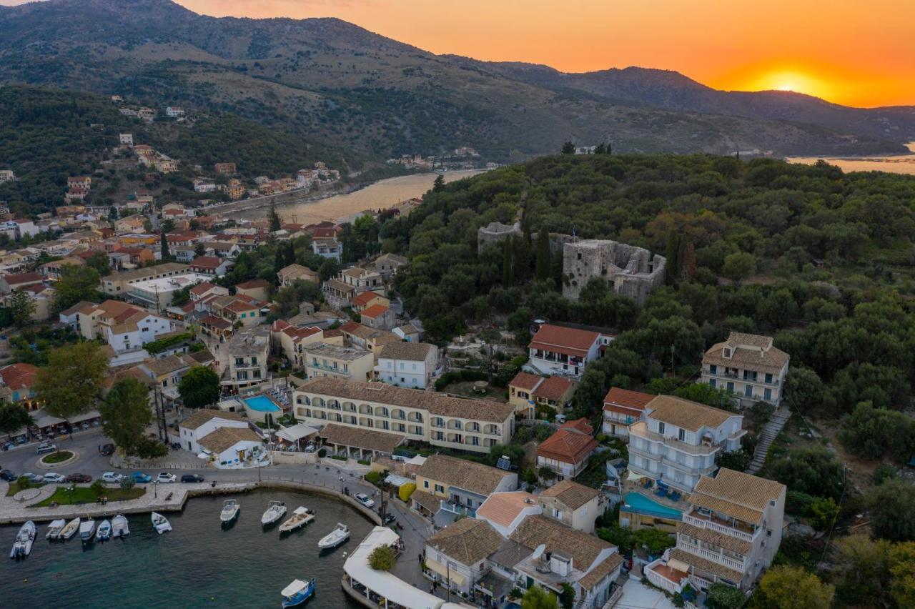 Melina Bay Boutique Hotel Kassiopi Buitenkant foto
