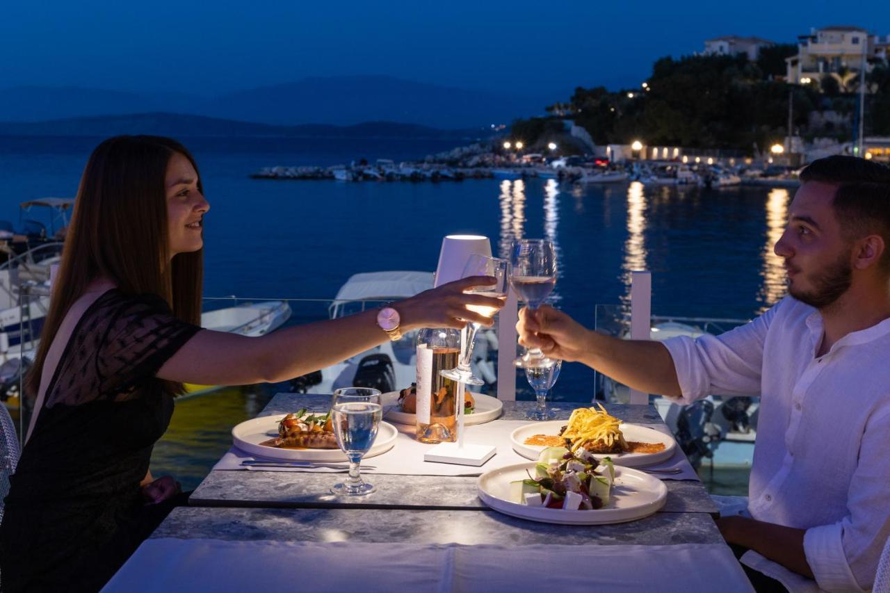 Melina Bay Boutique Hotel Kassiopi Buitenkant foto