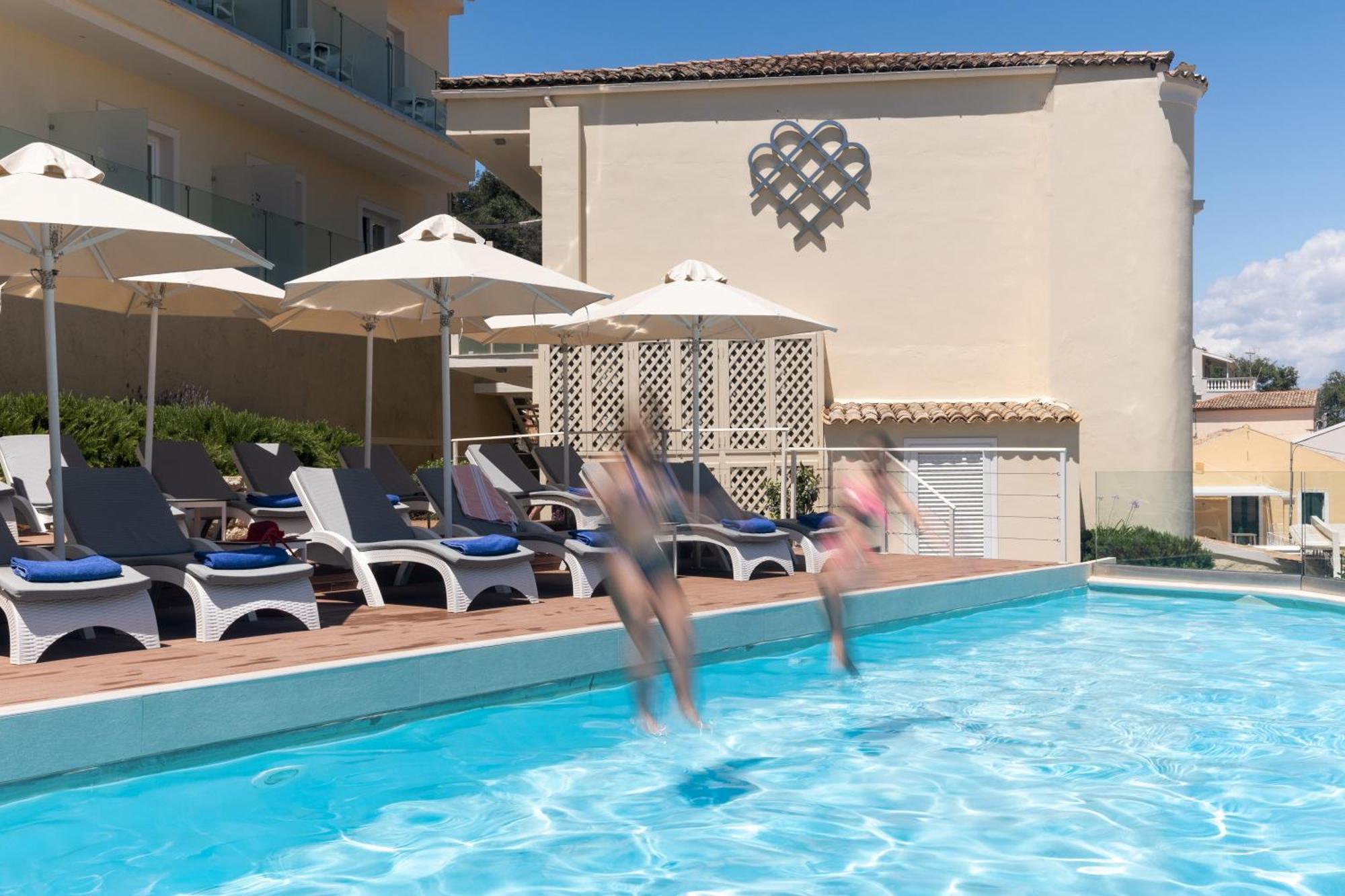 Melina Bay Boutique Hotel Kassiopi Buitenkant foto